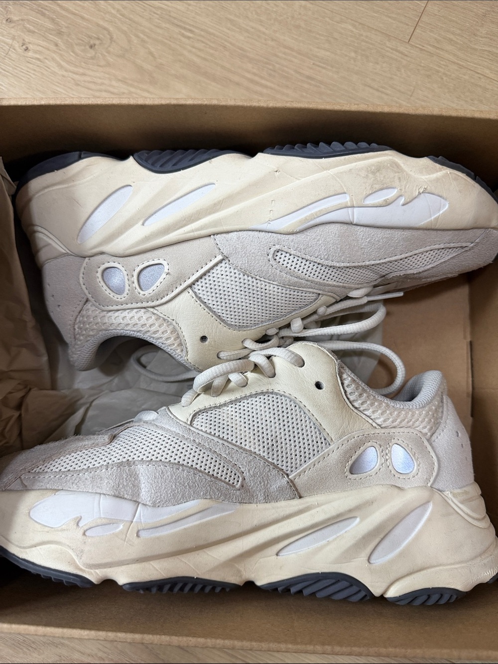 adidas Yeezy Boost 700 Shoes - Analog/Gray
